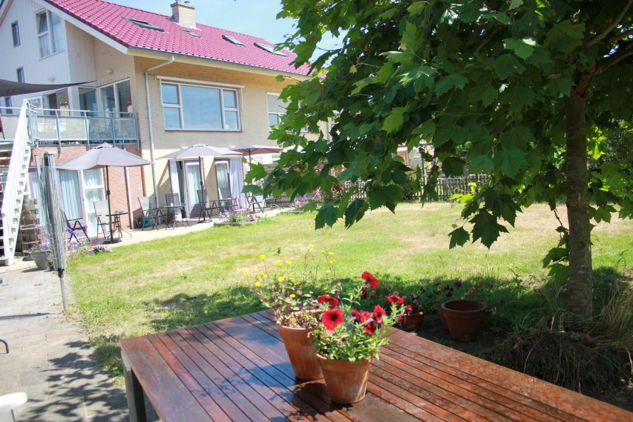 Bluesheep-Texel Bed & Breakfast เดอ คุก ภายนอก รูปภาพ
